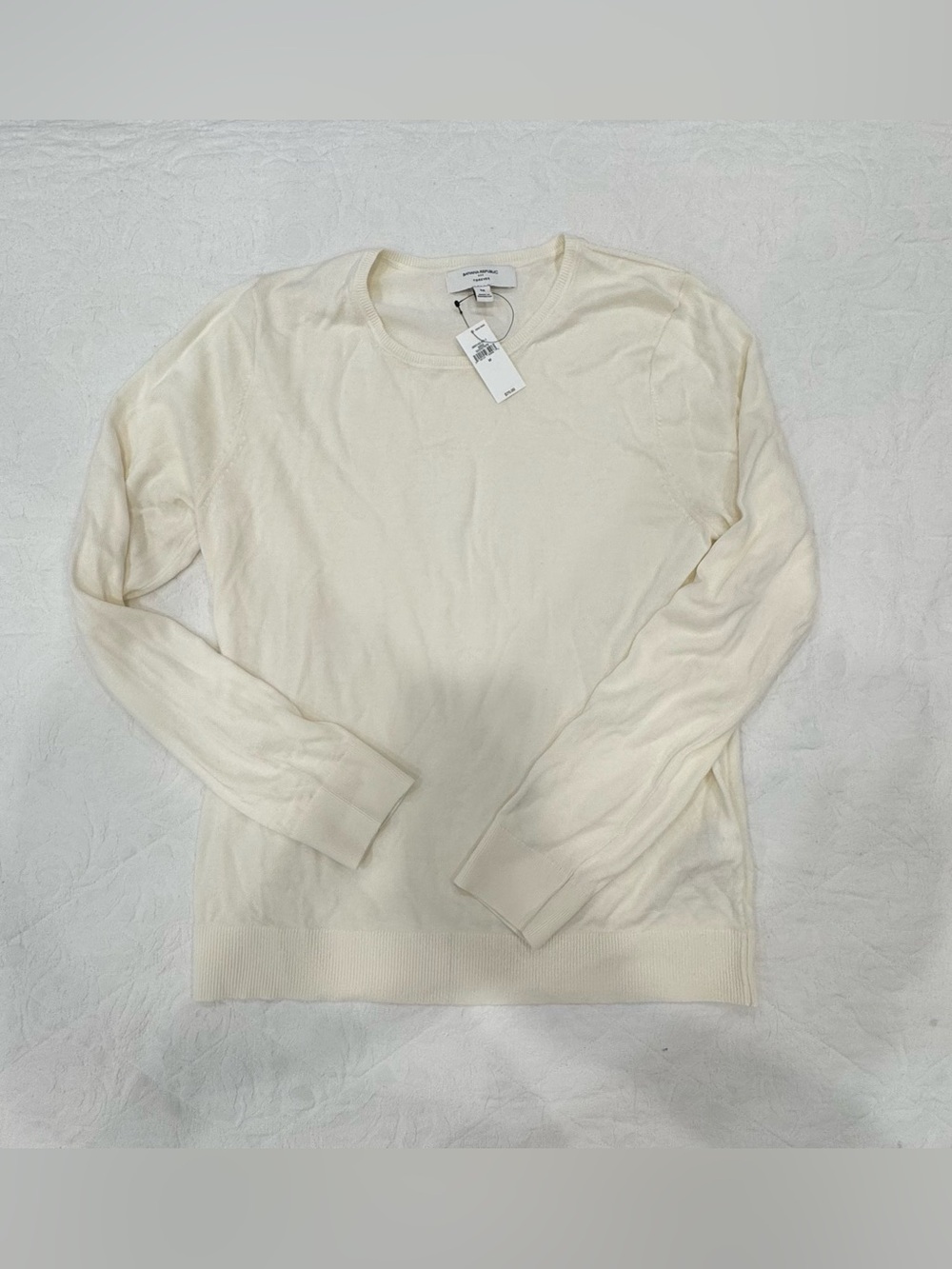 Banana Republic Women’s Crewneck Sweater in Off-White